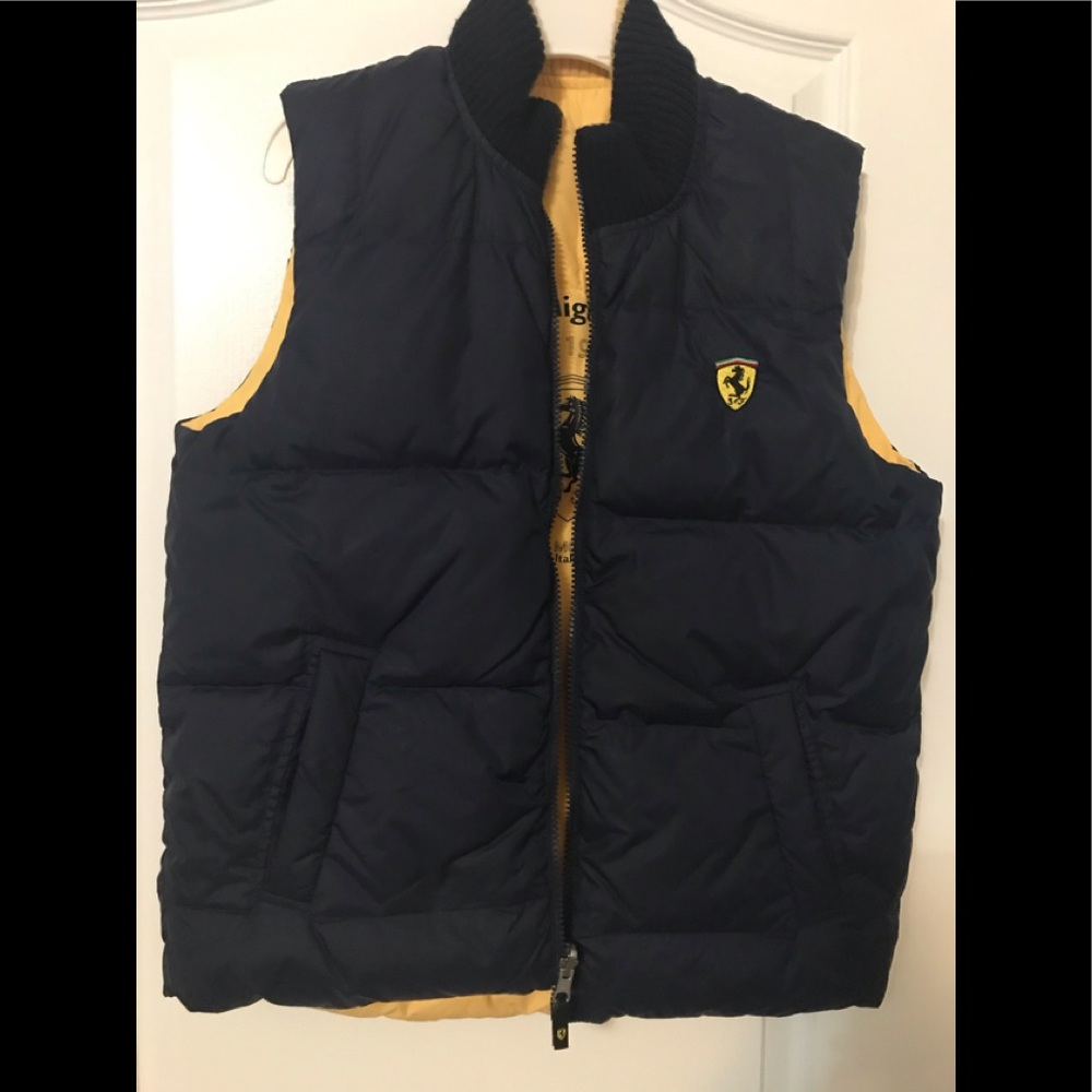 Ferrari puffer vest size 14 boys
